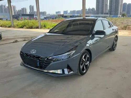 Hyundai Elantra, 2021