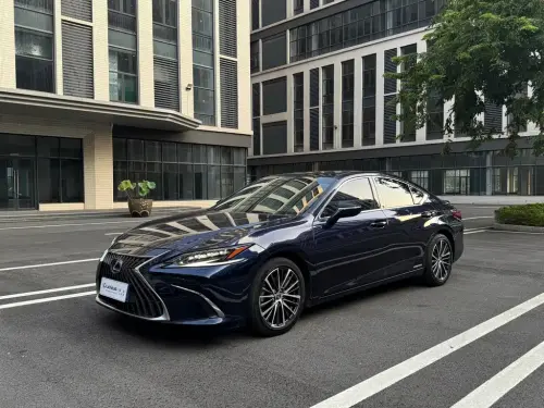 Lexus ES, 2023