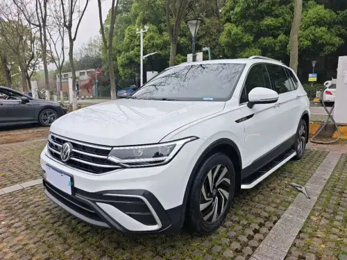 Volkswagen Tiguan, 2022