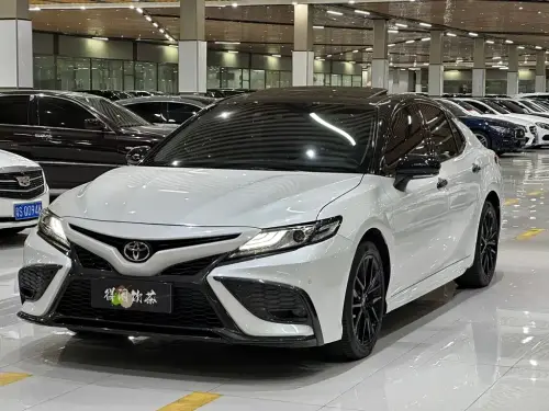 Toyota Camry, 2022