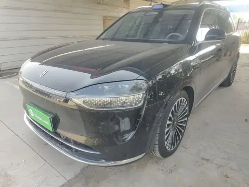 AITO M9, 2025