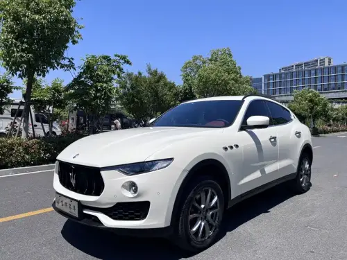 Maserati Levante, 2022