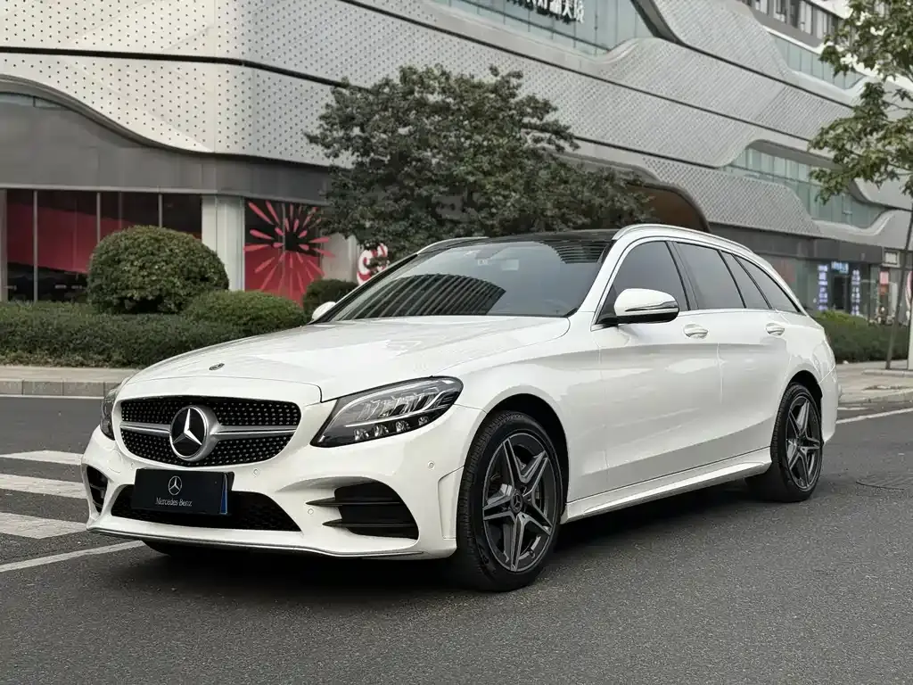 Mercedes-Benz C-Class, 2020