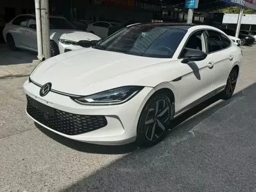 Volkswagen Lamando, 2023