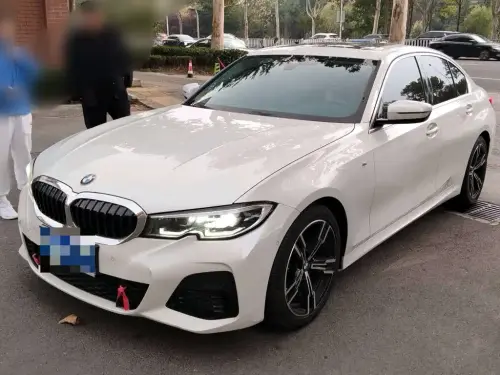 BMW 3-Series, 2021