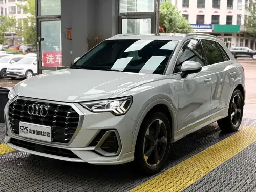 Audi Q3, 2022