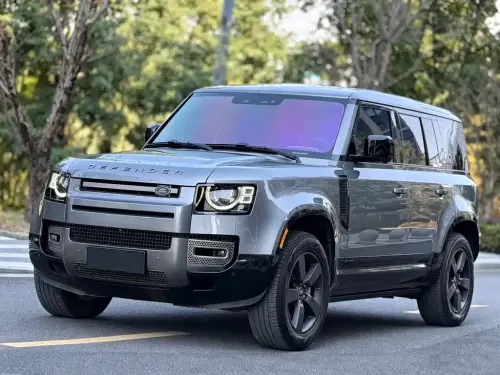 Land Rover Defender, 2021