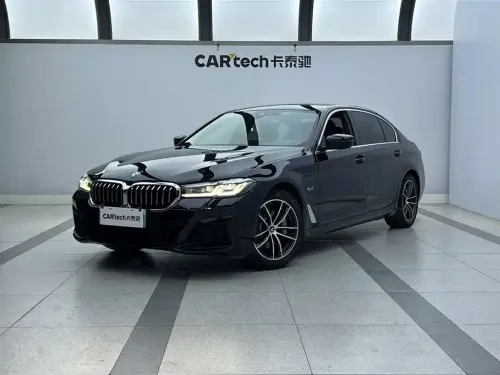 BMW 5-Series, 2024