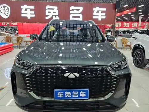 Chery Fengyun T8, 2025