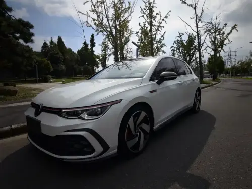 Volkswagen Golf GTI, 2023