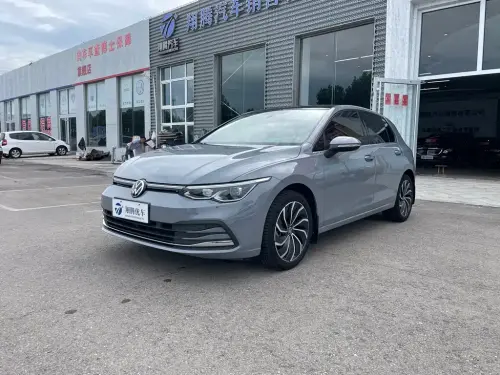 Volkswagen Golf, 2021