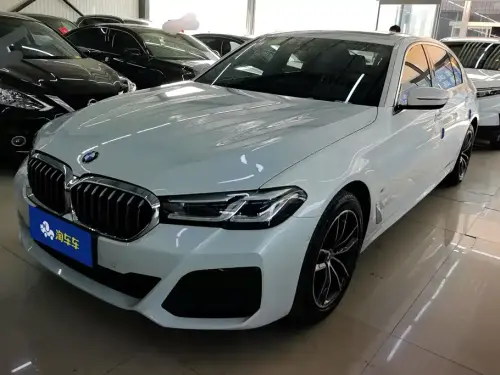 BMW 5-Series, 2021