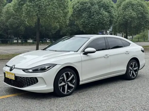 Volkswagen Lamando, 2023