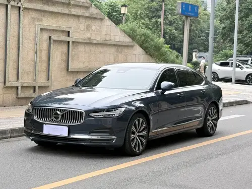 Volvo S90, 2023