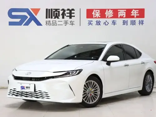 Toyota Camry, 2025