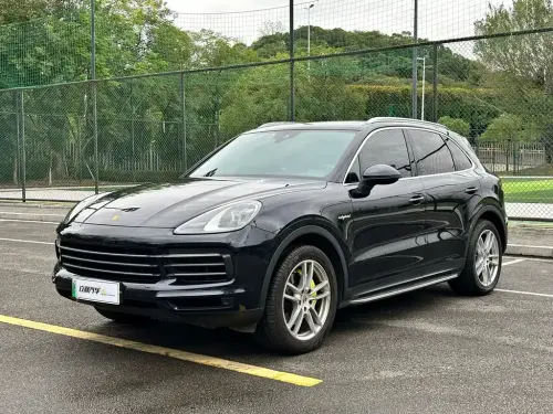 Porsche Cayenne, 2022