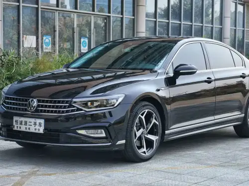 Volkswagen Magotan, 2023