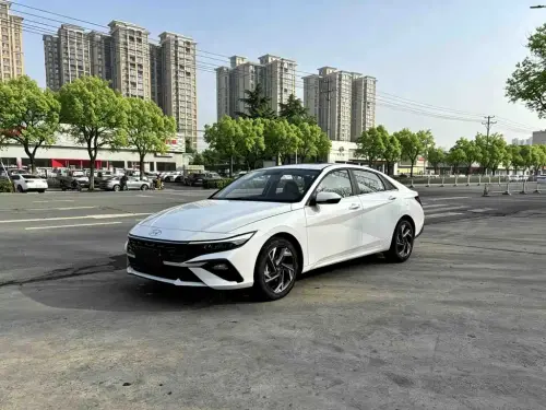 Hyundai Elantra, 2026