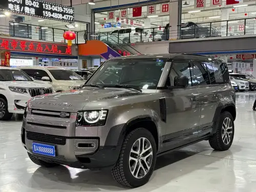 Land Rover Defender, 2021