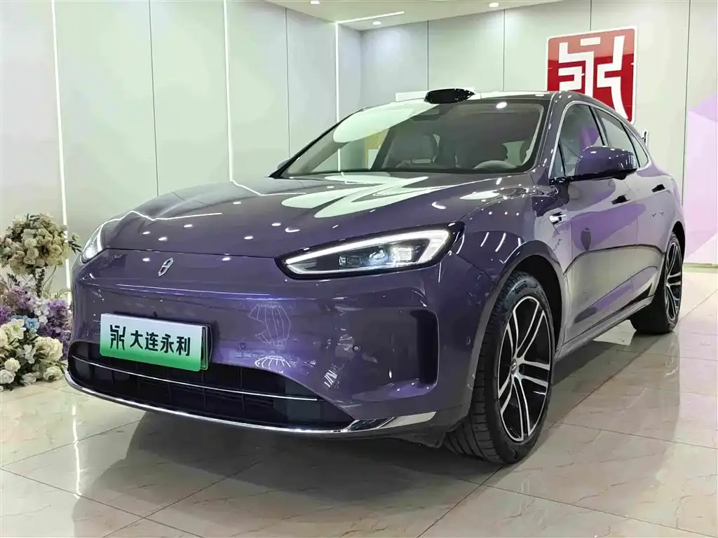 AITO M5, 2025