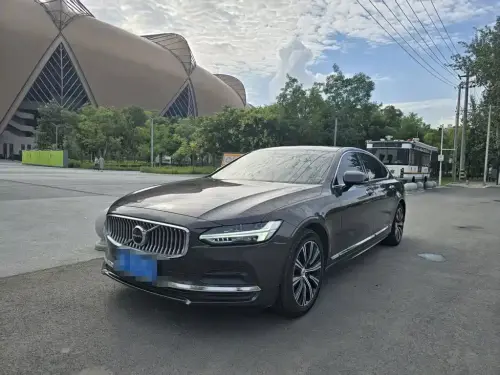 Volvo S90, 2022