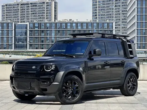Land Rover Defender, 2023