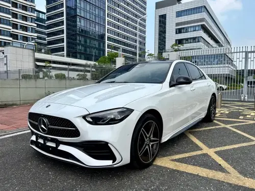 Mercedes-Benz C-Class, 2024