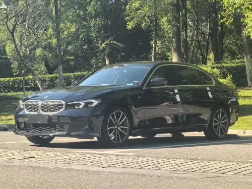 BMW 3-Series, 2023