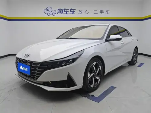 Hyundai Elantra, 2024