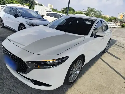 Mazda Mazda3 Axela, 2025