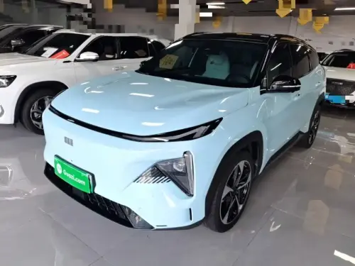 Geely L7, 2023