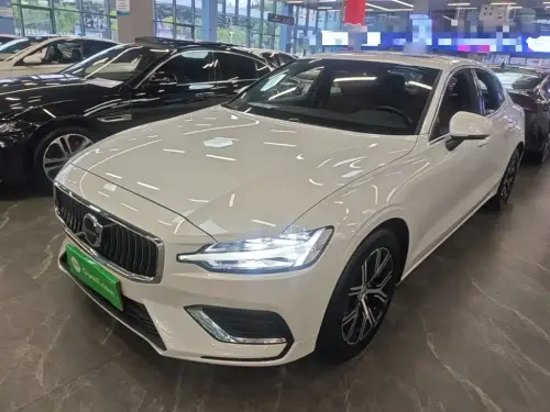 Volvo S60, 2025
