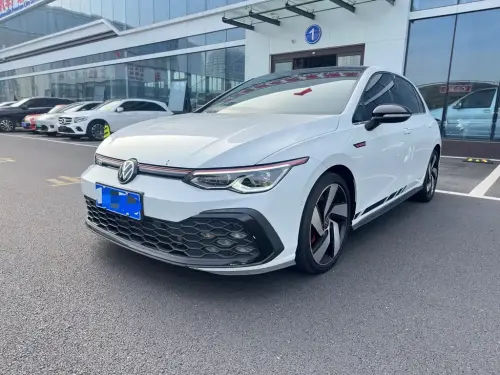 Volkswagen Golf GTI, 2022