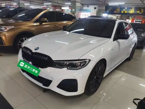 BMW 3-Series, 2022