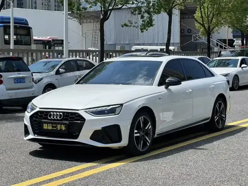 Audi A4, 2022