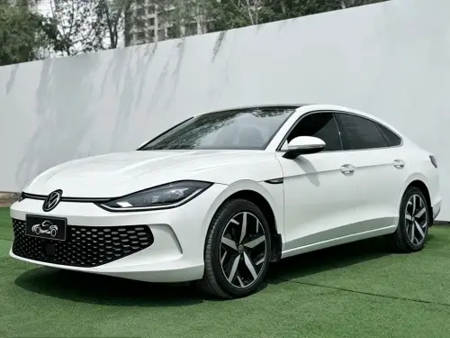 Volkswagen Lamando, 2023