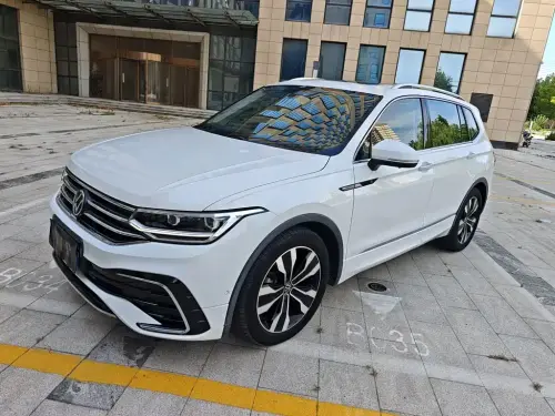 Volkswagen Tiguan, 2023