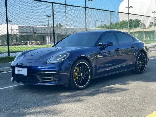 Porsche Panamera, 2023