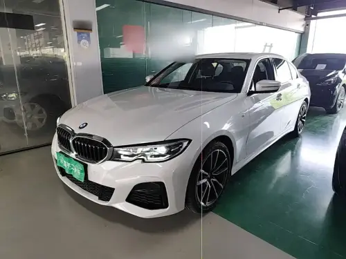 BMW 3-Series, 2021