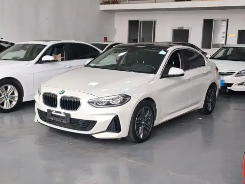 BMW 1-Series, 2021