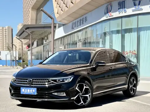Volkswagen Magotan, 2025