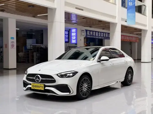 Mercedes-Benz C-Class, 2024