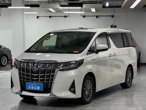 Toyota Alphard, 2023