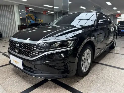 Volkswagen Passat, 2024