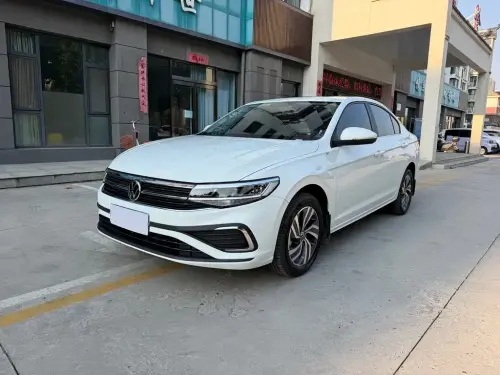 Volkswagen Bora, 2025