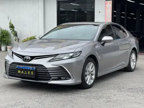 Toyota Camry, 2022