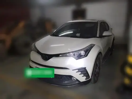 Toyota C-HR, 2021