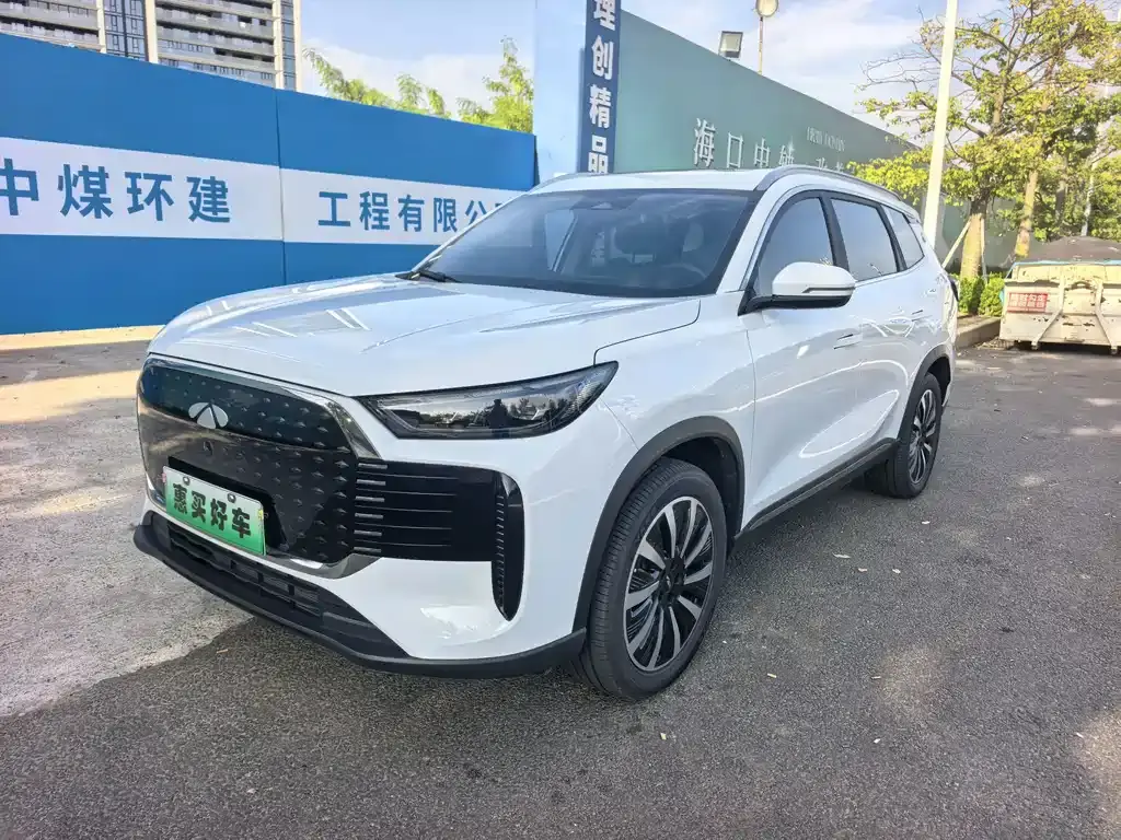 Chery Fengyun T8, 2025