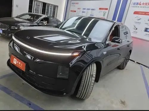 Li Auto L6, 2025