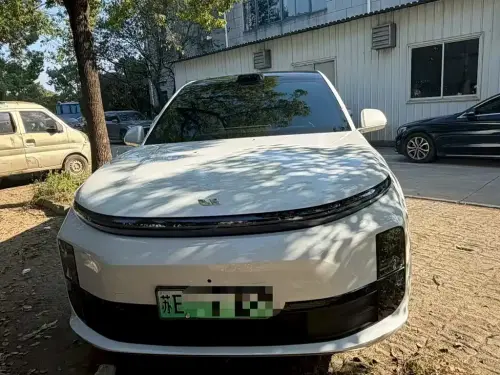 Li Auto L6, 2024